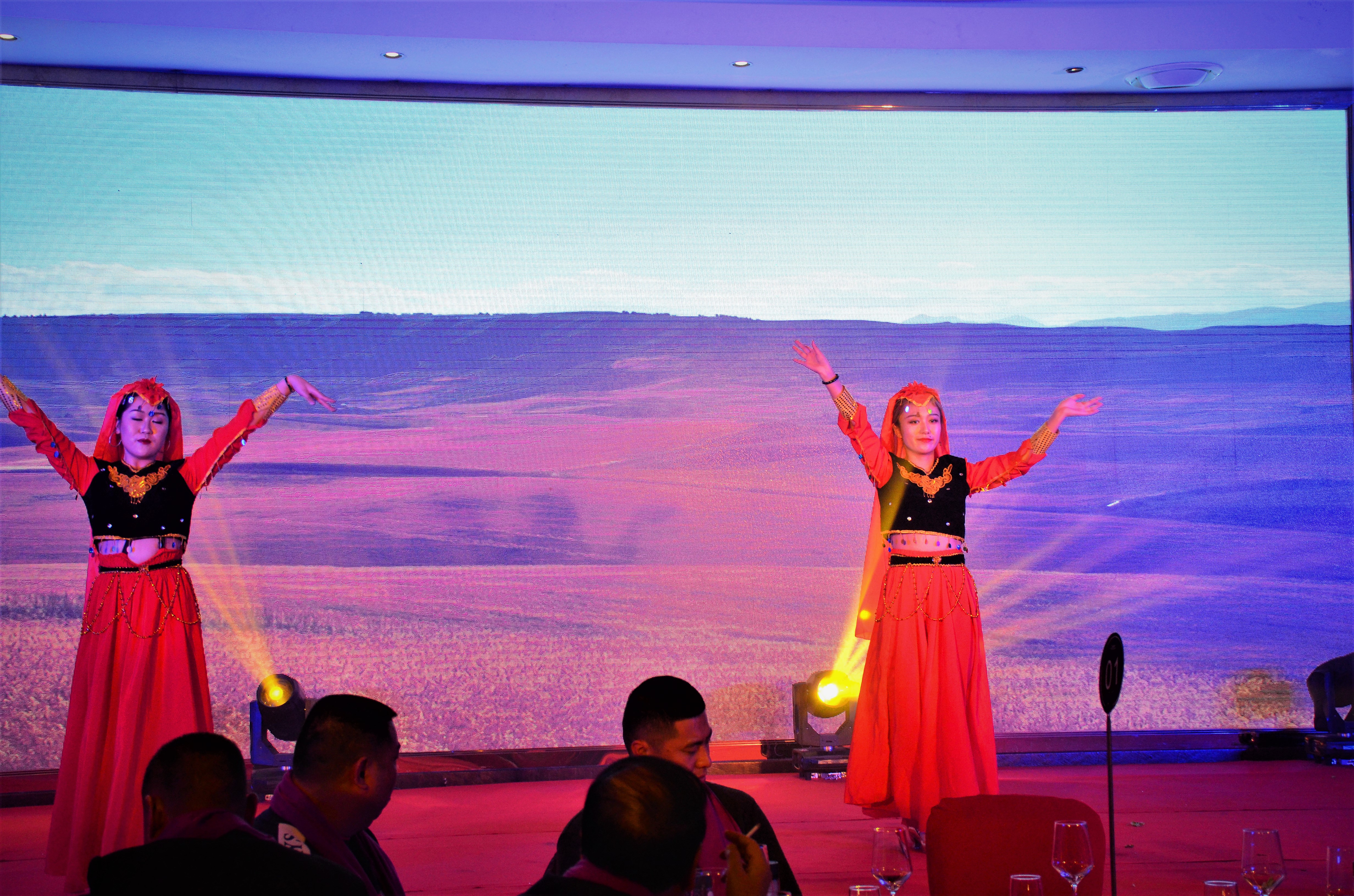  四川中铭建设2018年年度盛会暨易键通启动仪式