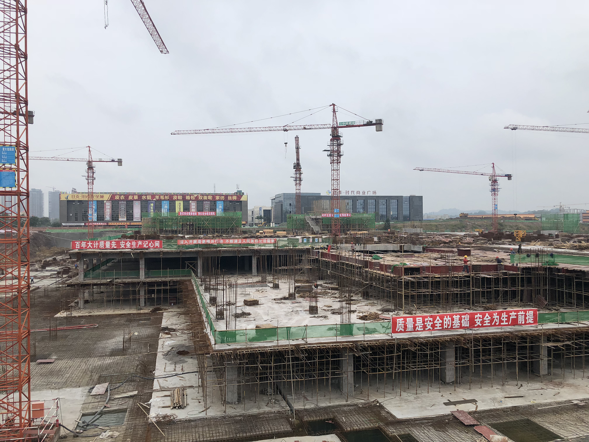  自贡恐龙项目工程紧锣密鼓推进 